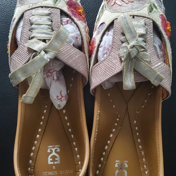 Fizzy gobley Payal Singhal - Picture 1 of 3